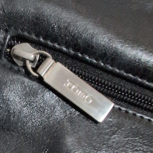 Elegant Black Clutch Bag - Picture 3 of 4